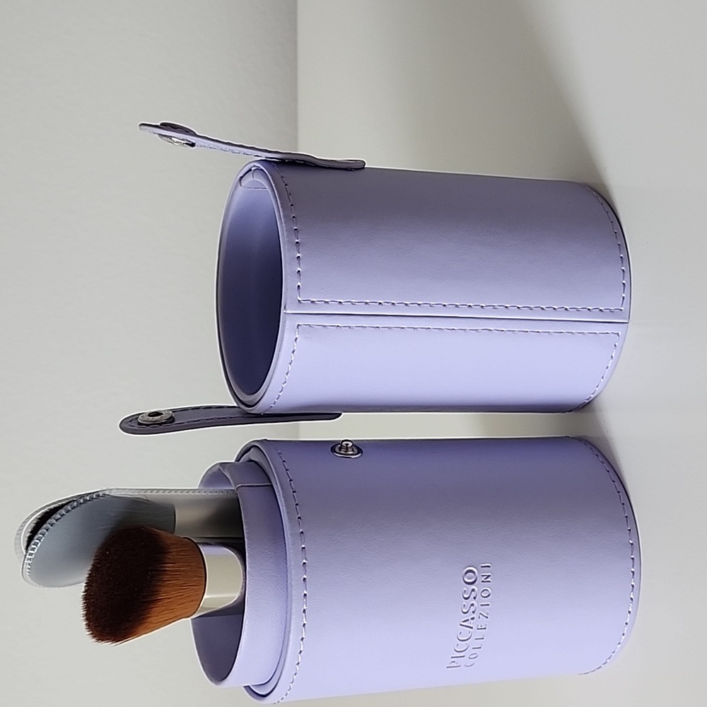 Make up brush case